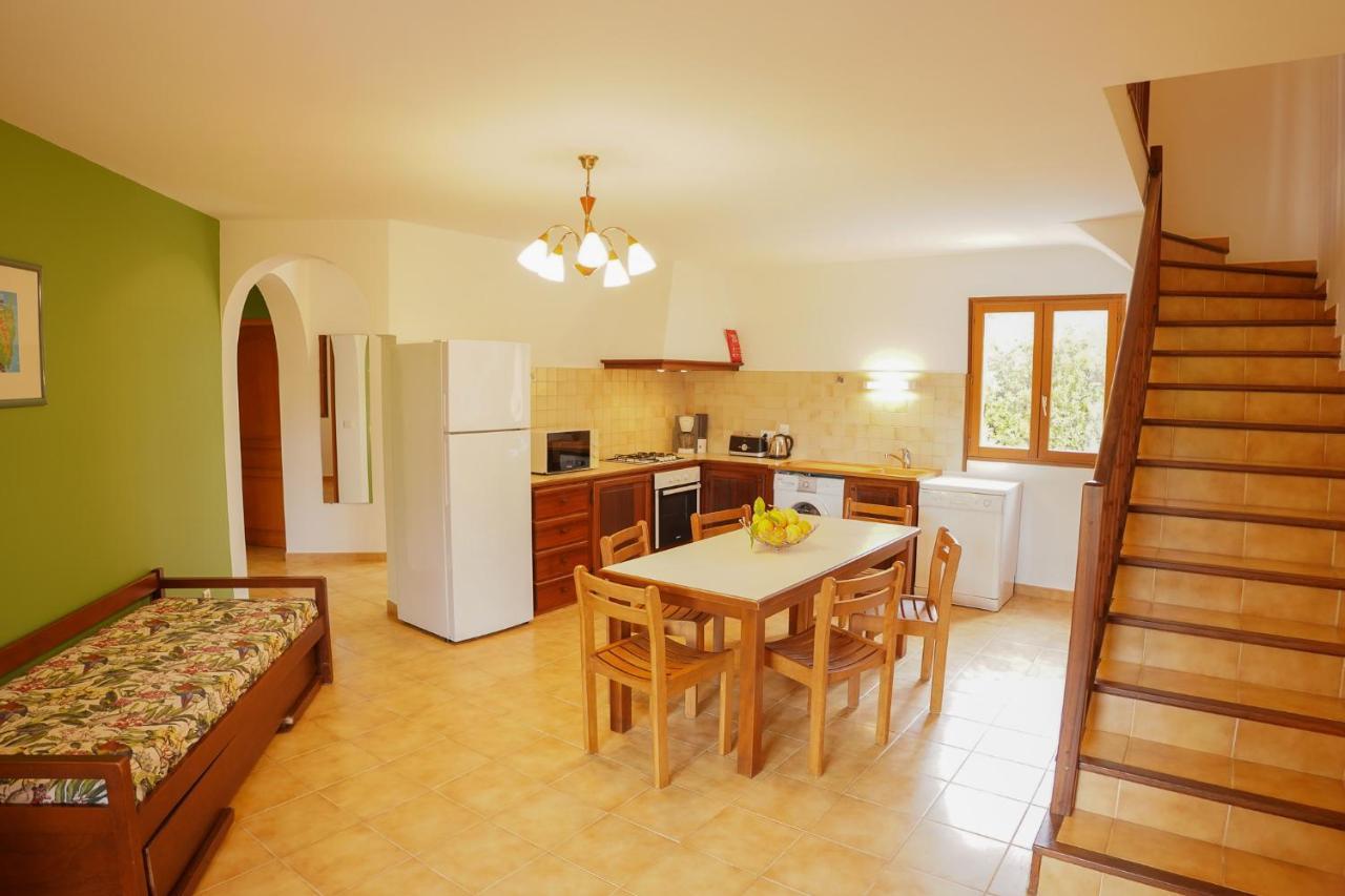 Residence Mare E Sole Taglio-Isolaccio Екстер'єр фото